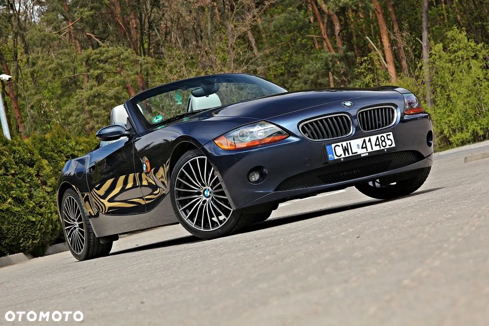 BMW Z4 2.2i - 4
