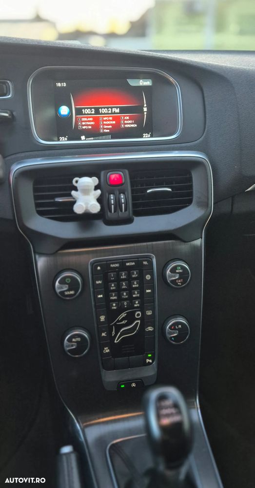 Volvo V40 D4 VEA Momentum - 10
