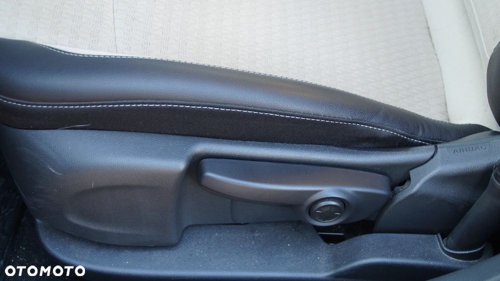 Opel Astra V 1.6 T Elite S&S - 9