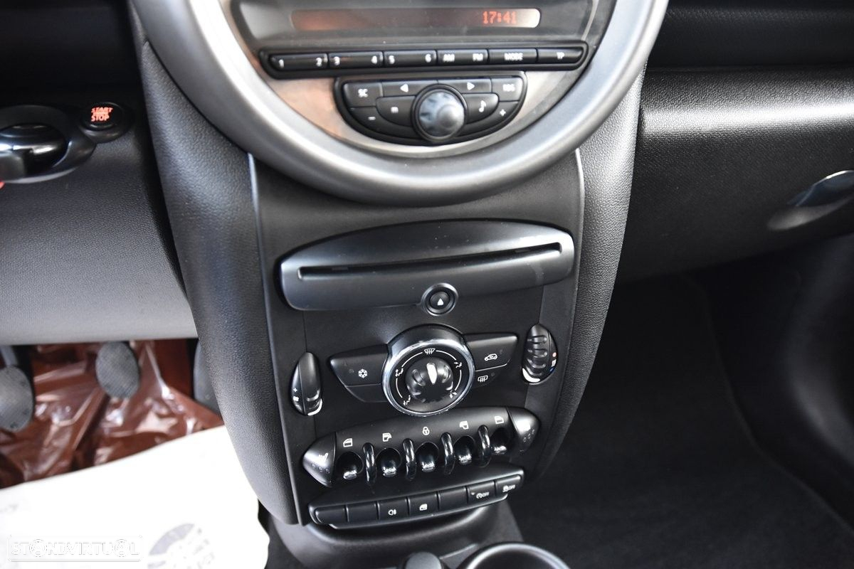 MINI Countryman Cooper D - 16