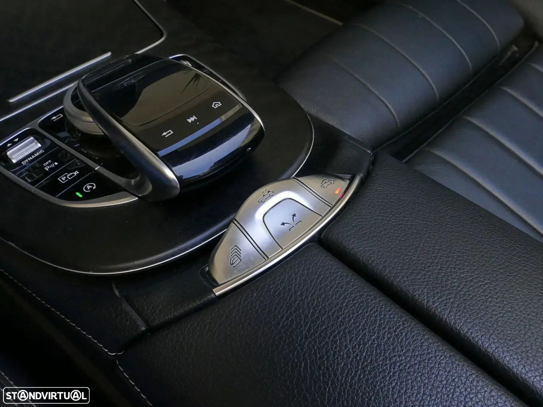 Mercedes-Benz E 200 Aut. - 35