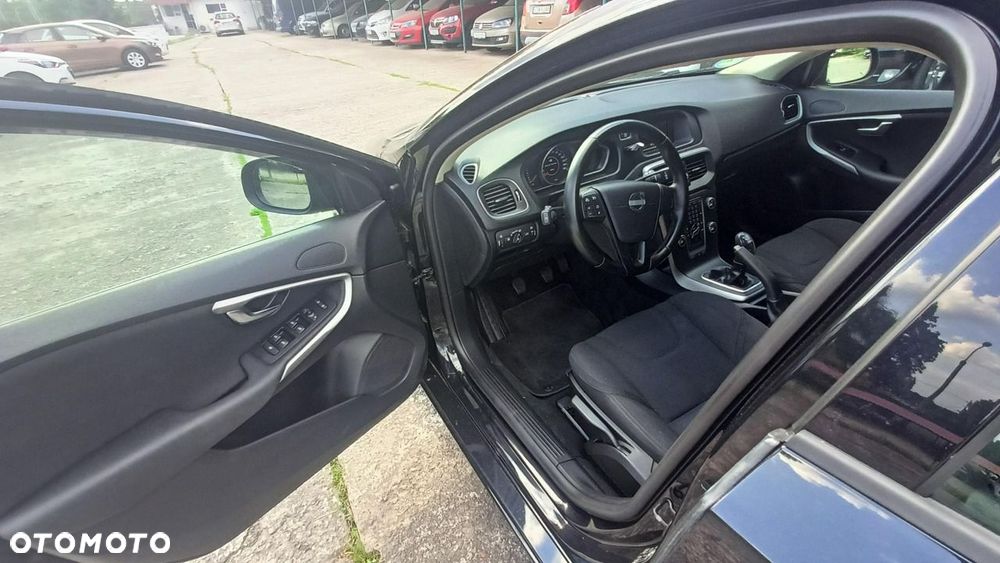 Volvo V40 - 26