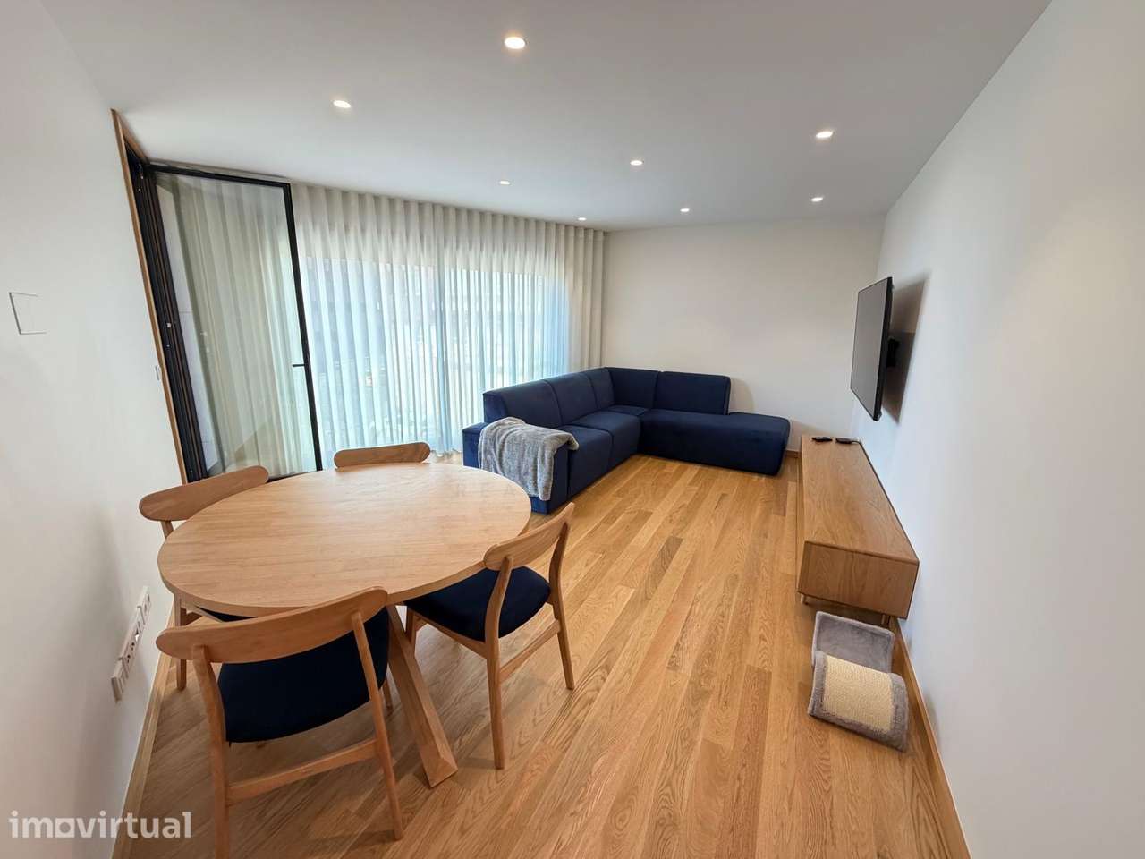 Apartamento T2 em Oliveira do Douro - Grande imagem: 3/41
