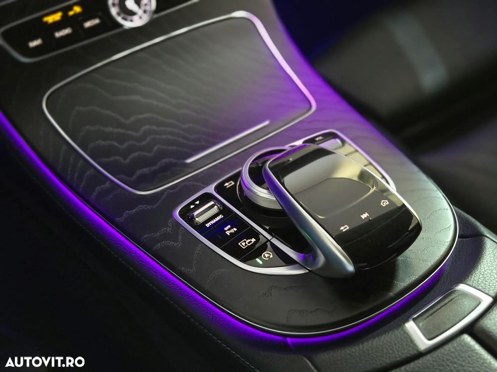 Mercedes-Benz E 220 d T 9G-TRONIC Avantgarde - 11