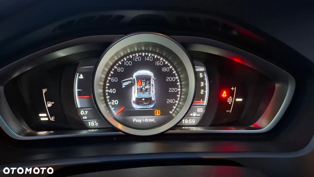 Volvo V40 D2 You - 27