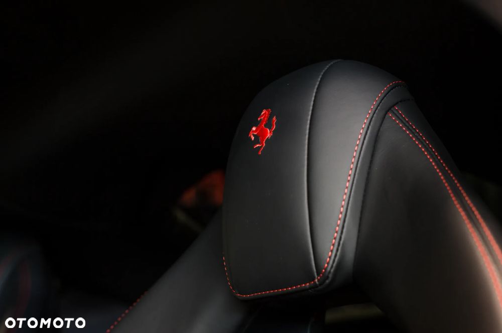 Ferrari 812 Superfast - 28