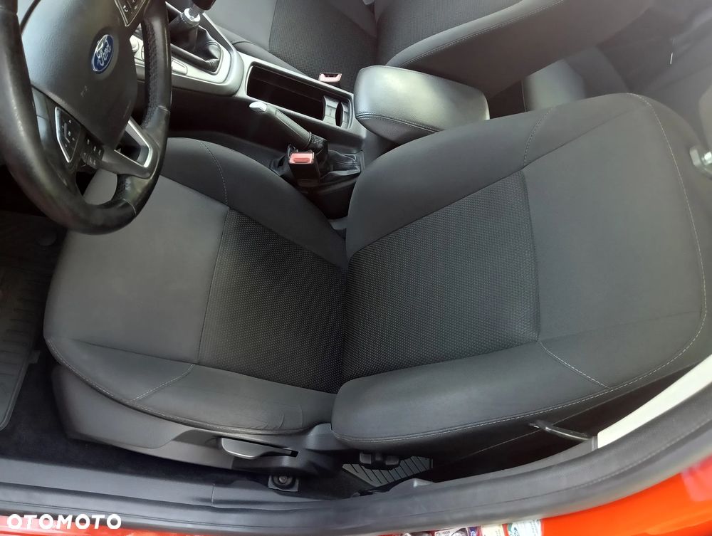Ford Focus 1.5 EcoBoost SYNC Edition ASS - 18