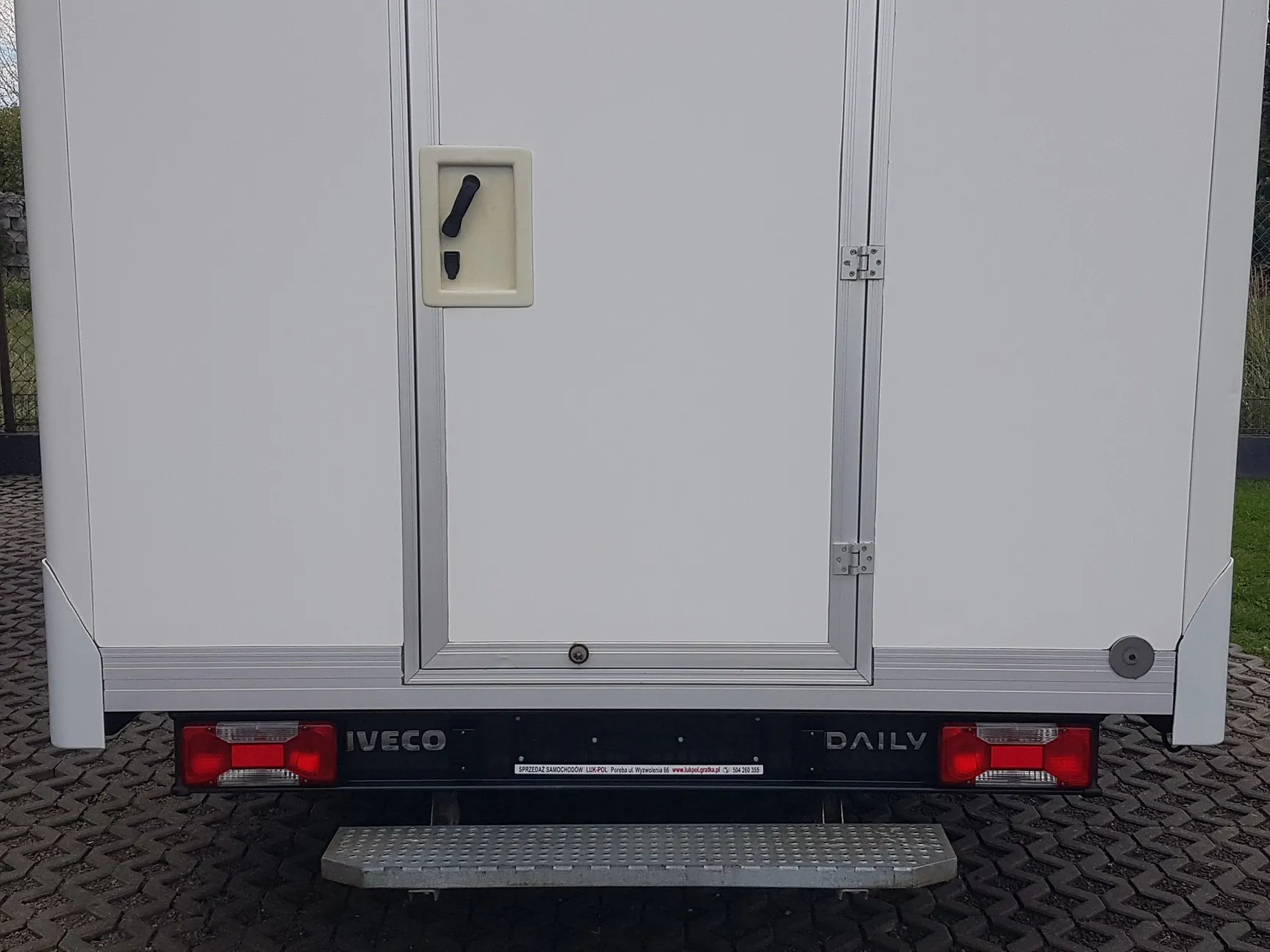 Iveco DAILY KONTENER NISKOPODŁOGOWY 4,43x2,23x2,42 SKLEP FOODTRUCK KAMPER KLIMA BAR - 27