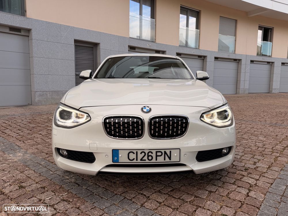 BMW 116 i Sport Line - 2