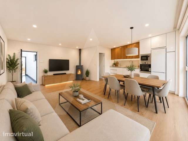 Moradia T3 remodelada a poucos minutos do C. C. Glicínias em Aradas - Grande imagem: 4/14