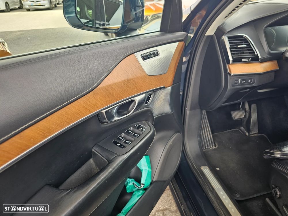 Volvo XC 90 T8 AWD Twin Engine Geartronic Inscription - 3