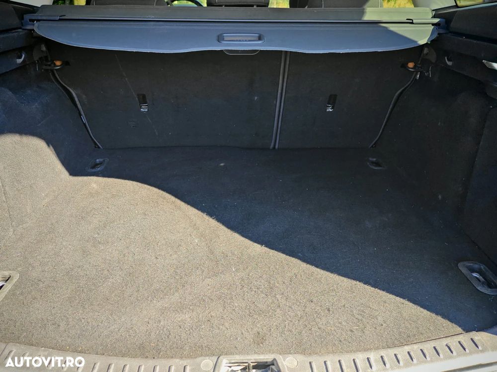 Ford Focus 1.6 TDCI DPF Titanium - 6