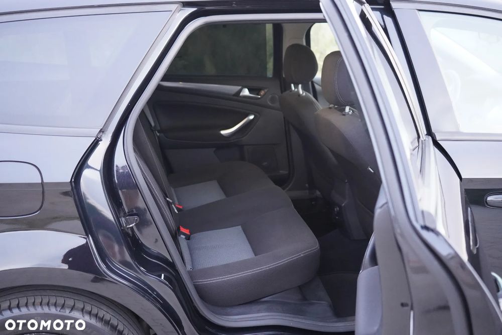 Ford Mondeo 1.6 Eco Boost Start-Stopp Titanium - 28