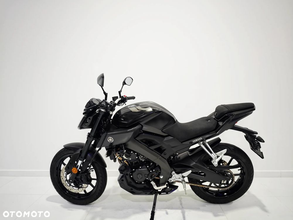 Yamaha MT - 4