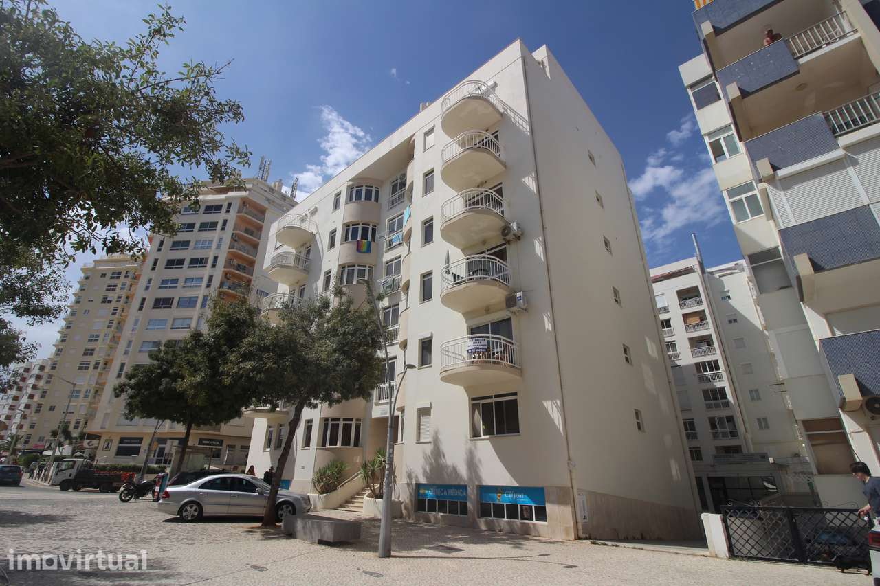 Armação de Pêra T1 Primeira Linha com Garagem, Pronto a Habitar - Grande imagem: 2/13