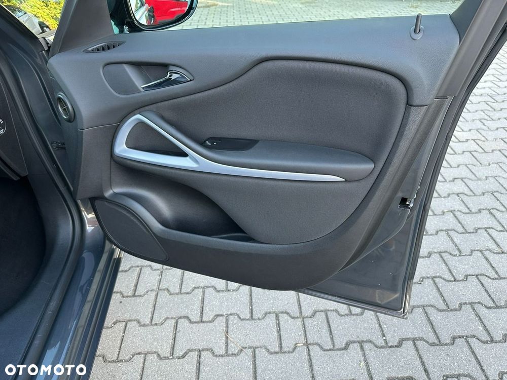 Opel Zafira - 18