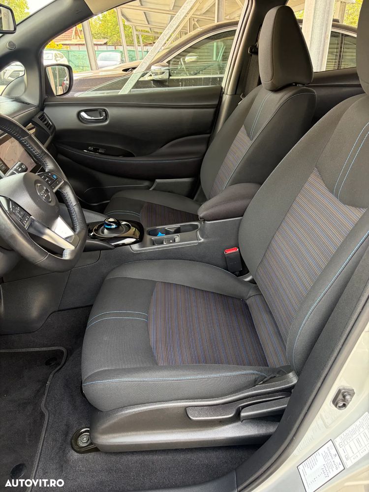 Nissan LEAF 62 kWh e+ N-Connecta - 30