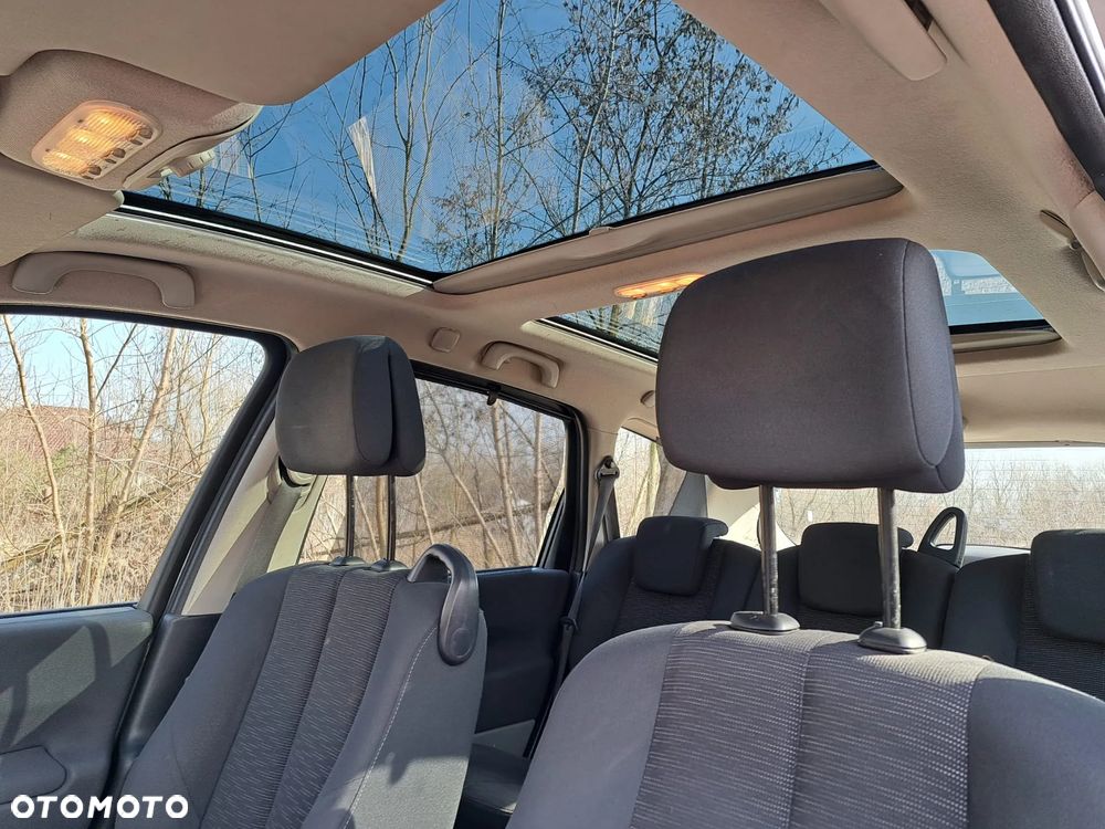 Renault Scenic - 23