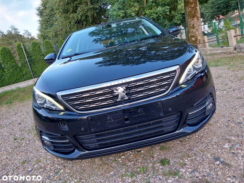Peugeot 308 BlueHDi 130 Stop & Start Allure Business-Paket - 5