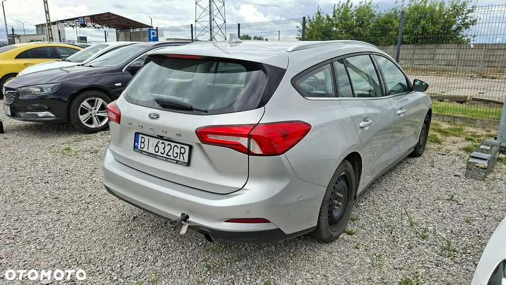 Ford Focus 2.0 EcoBlue Titanium - 4