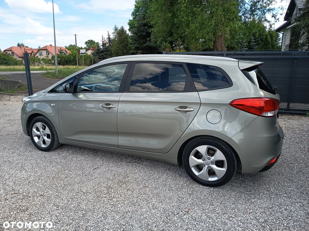 Kia Carens 1.6 GDI Dream-Team Edition - 7