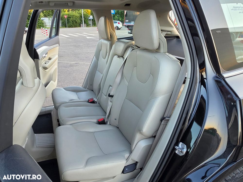 Volvo XC 90 T8 AWD Twin Engine Geartronic Momentum - 18