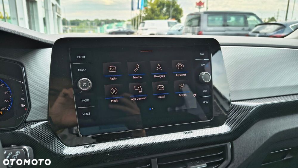 Volkswagen T-Cross - 15