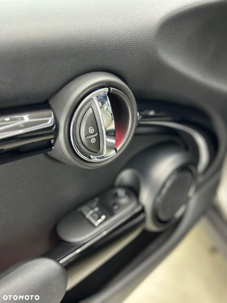 MINI John Cooper Works - 10