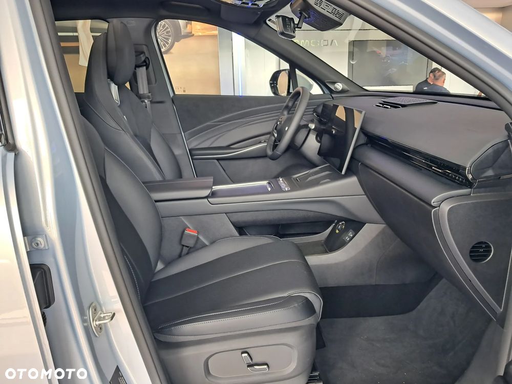 Omoda 7 1.5 T-GDi Super Hybrid Luxury - 7