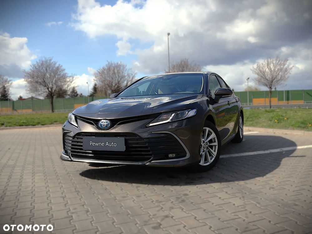 Toyota Camry 2.5 Hybrid Comfort CVT - 3