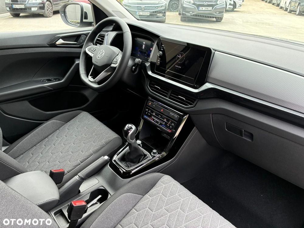 Volkswagen T-Cross - 25