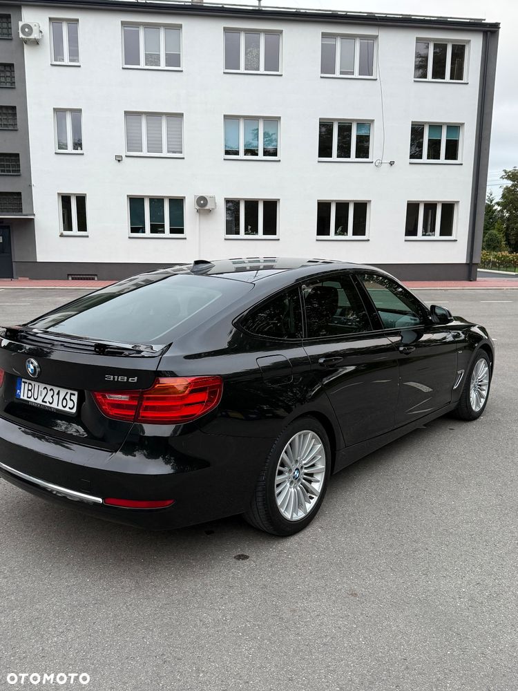 BMW Seria 3 318d Luxury Line - 3