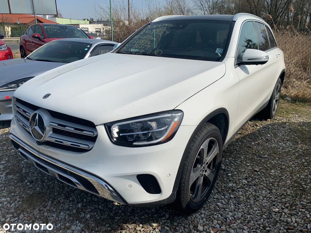 Mercedes-Benz GLC 300 4Matic 9G-TRONIC - 8