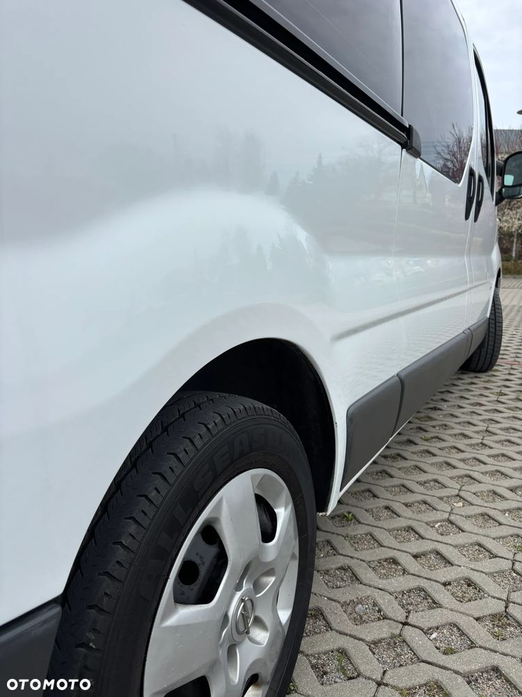 Opel Vivaro - 13