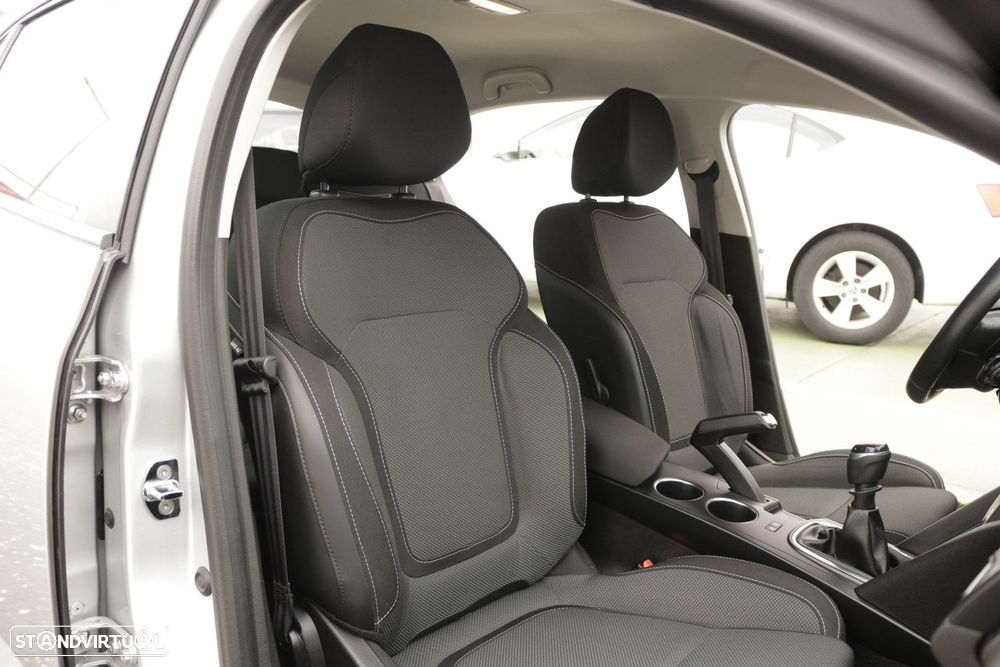 Renault Mégane 1.5 Blue dCi Zen - 18