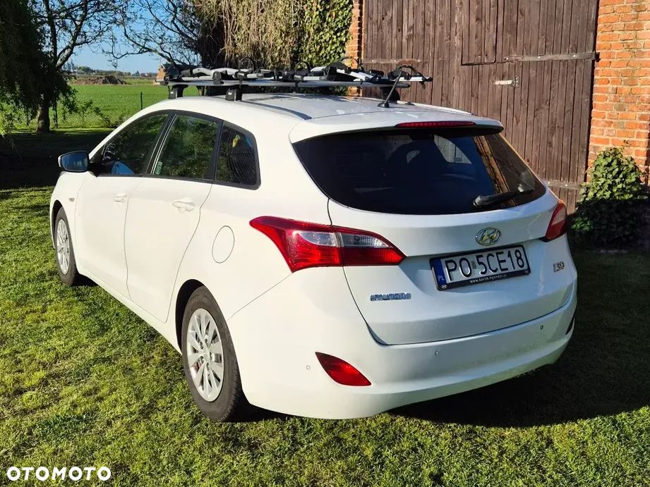 Hyundai i30 1.4 Classic + - 9