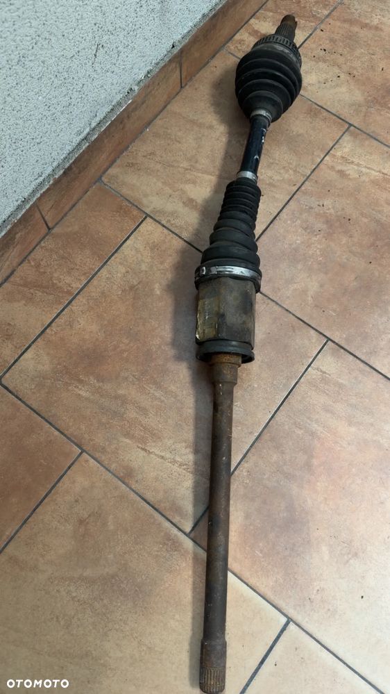 PÓŁOŚ PRAWA PRZÓD BMW E90 E91 XDRIVE 7529390