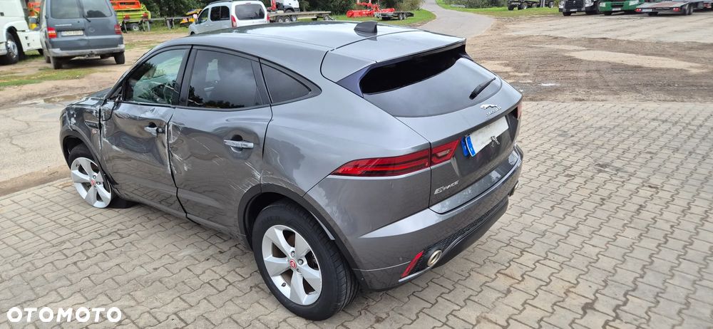 Jaguar E-Pace 2.0 i4D AWD R-Dynamic - 16