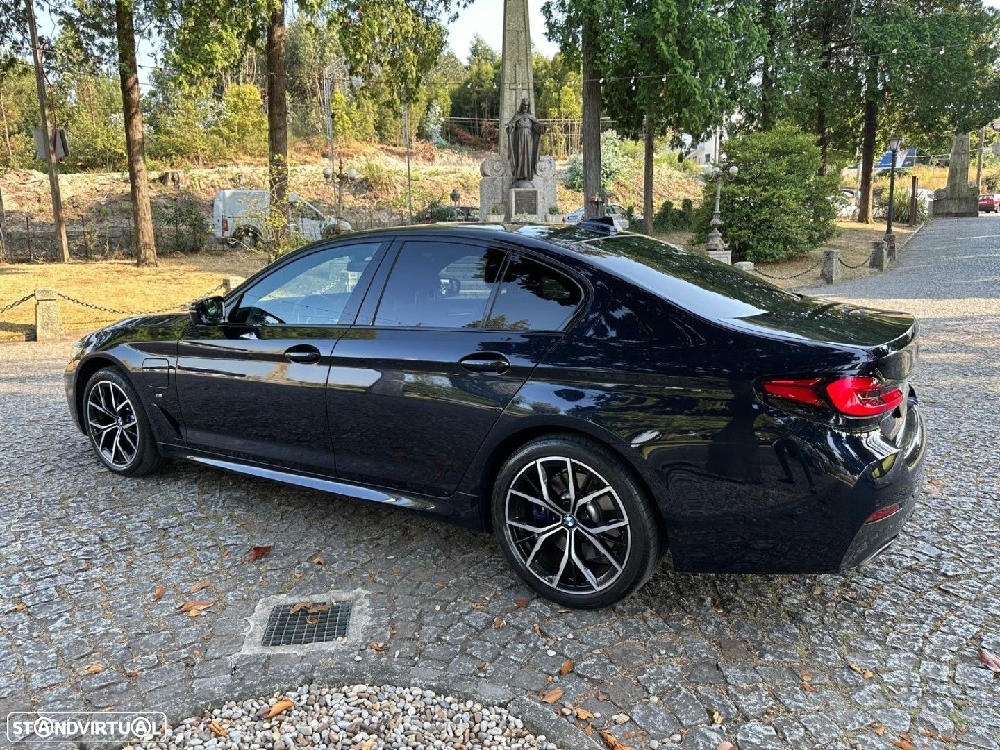 BMW 530 e Pack M - 23