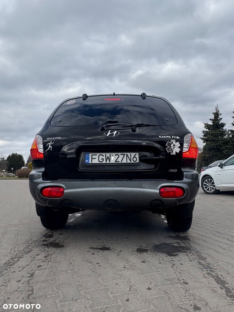 Hyundai Santa Fe 2.0 D GL TCI - 9