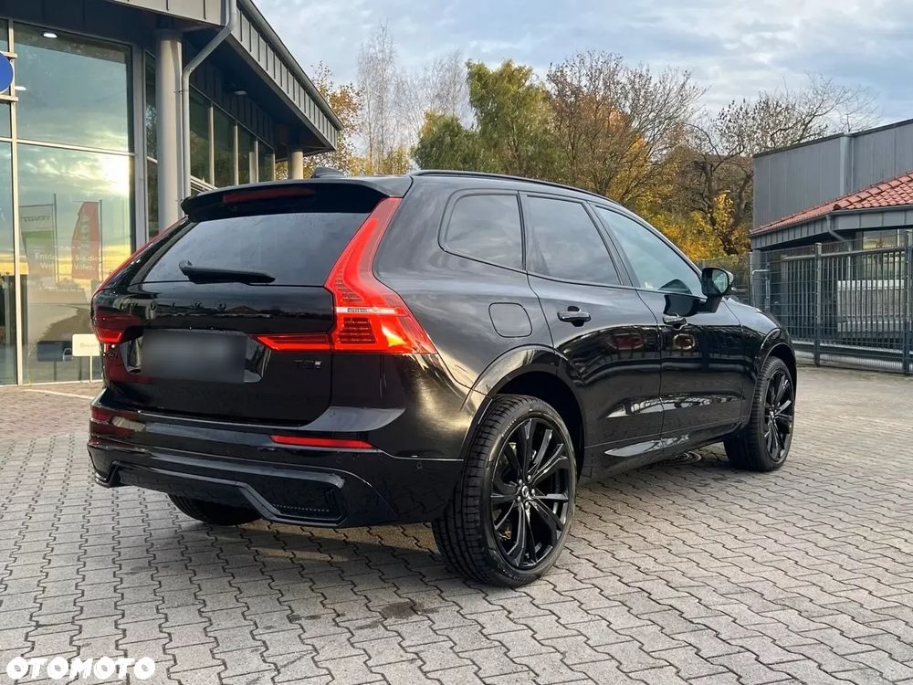 Volvo XC 60 T8 AWD Plus Black Edition - 2