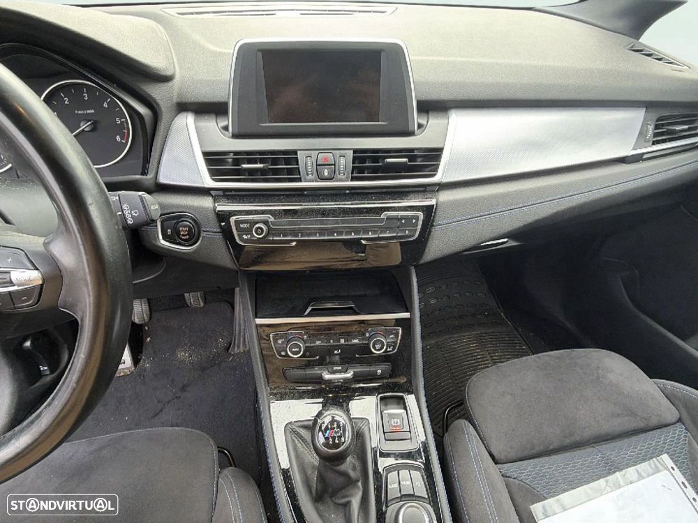 BMW 216 Active Tourer - 9