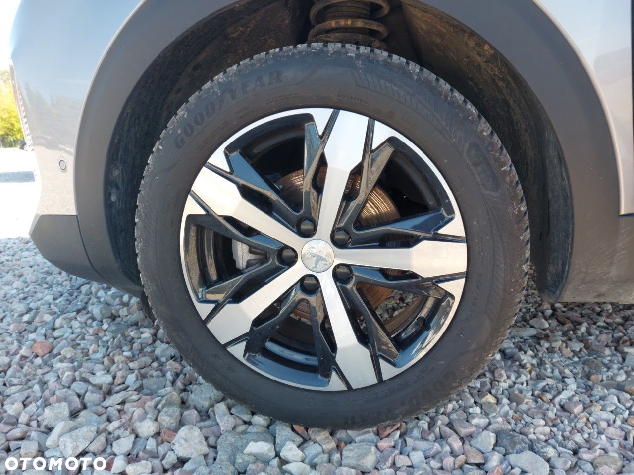 Peugeot 3008 1.2 PureTech Allure Pack S&S EAT8 - 11