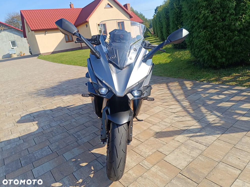 Suzuki GSX 1000 - 2