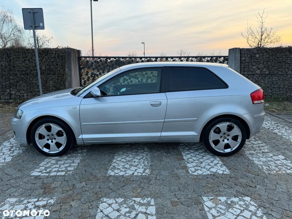Audi A3 3-drzwiowe 2.0 TDI Attraction - 10