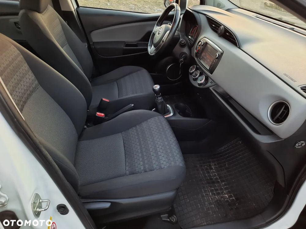 Toyota Yaris 1.33 VVT-i Trend - 23