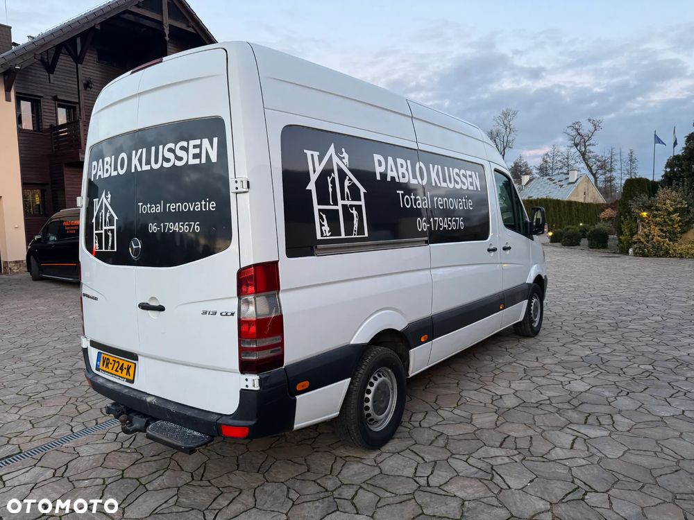 Mercedes-Benz Sprinter - 5