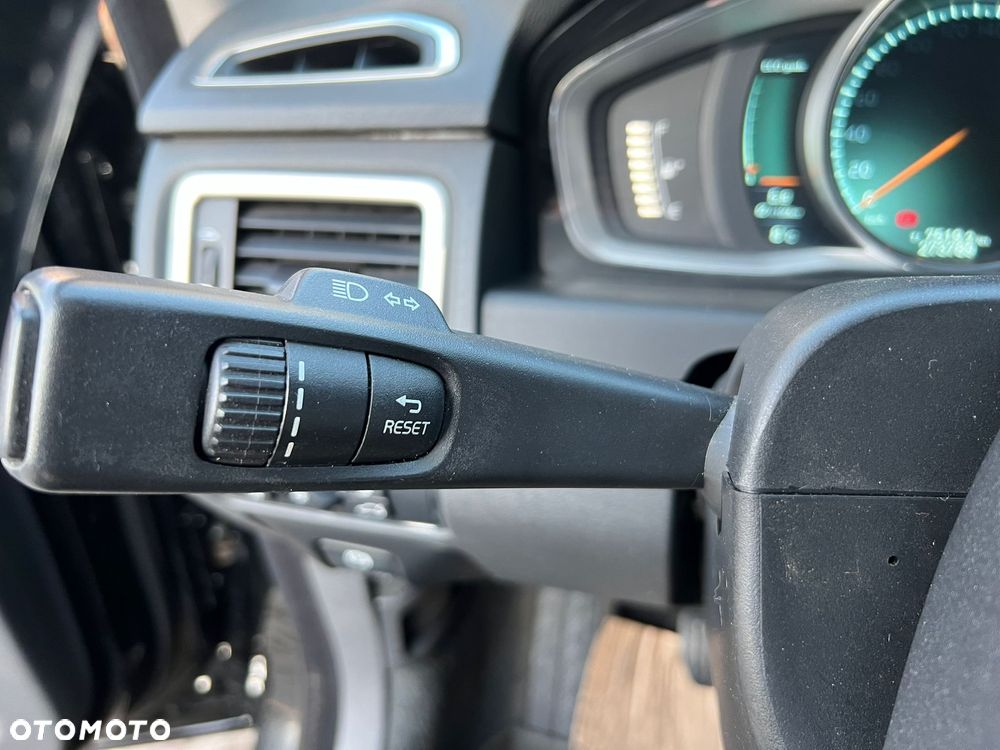 Volvo S80 D3 Edition - 17