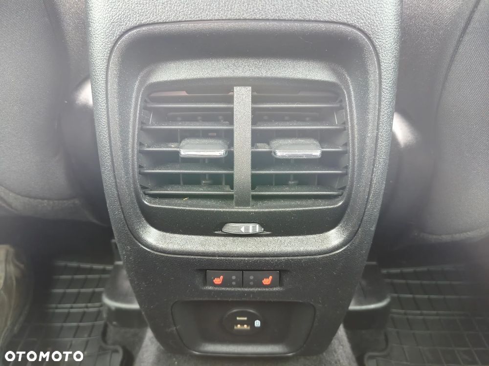 Ford Kuga 1.5 EcoBoost FWD Titanium - 22