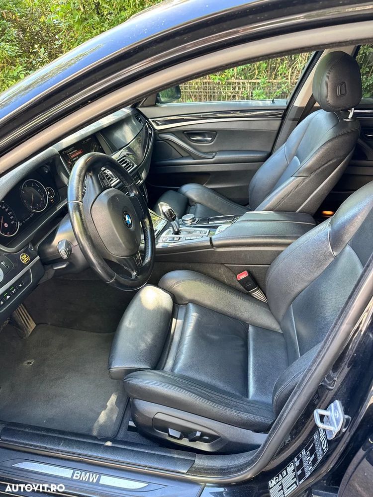 BMW Seria 5 525d xDrive - 6